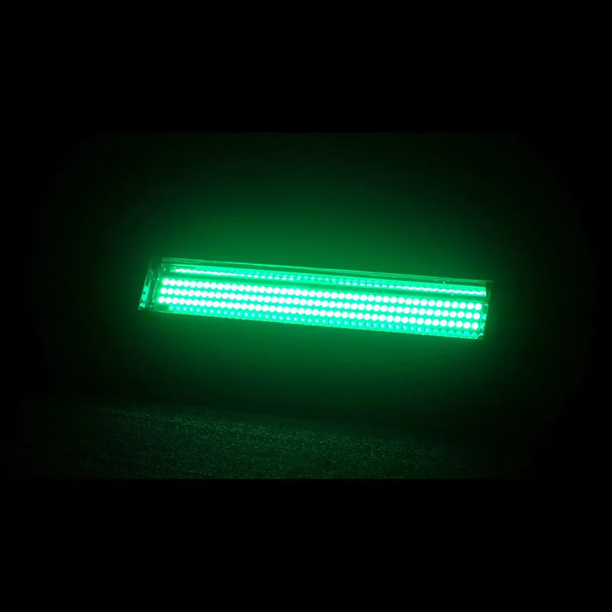 Blizzard MAX L - 3-In-1 Strobe, Blinder, Wash RGB LED Effect Fixture